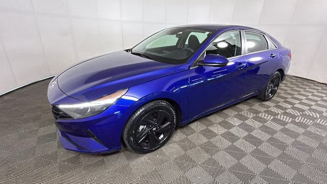 2023 Intense Blue Hyundai Elantra SEL FWD Sedan