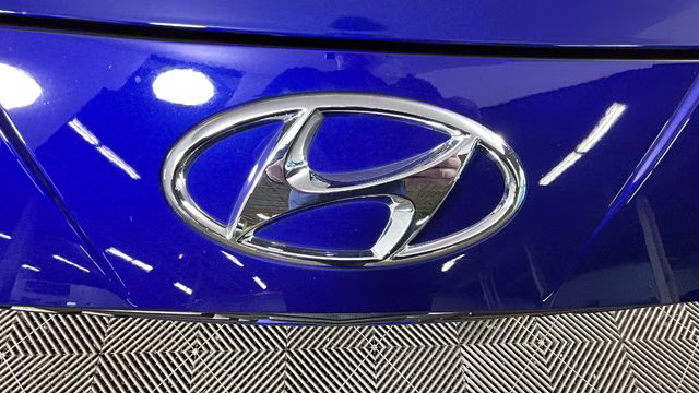 2023 Intense Blue Hyundai Elantra SEL FWD Sedan