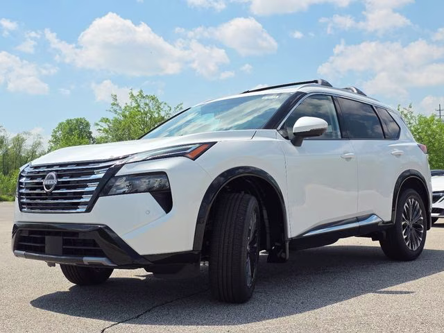 2026 Everest White Pearl Tricoat Nissan Rogue Platinum AWD SUV