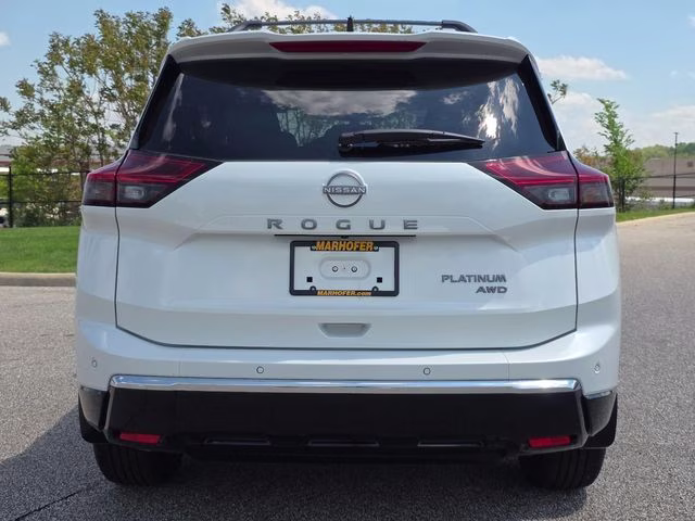 2026 Everest White Pearl Tricoat Nissan Rogue Platinum AWD SUV