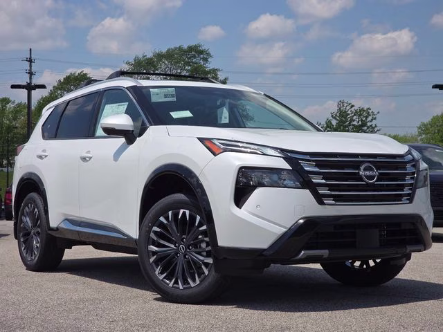 2026 Everest White Pearl Tricoat Nissan Rogue Platinum AWD SUV