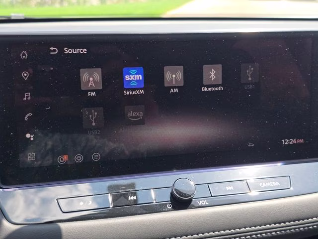 2026 Everest White Pearl Tricoat Nissan Rogue Platinum AWD SUV