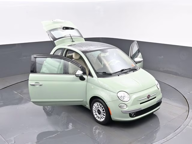 2013 Verde Chiaro (Light Green) FIAT 500 Gucci FWD Hatchback