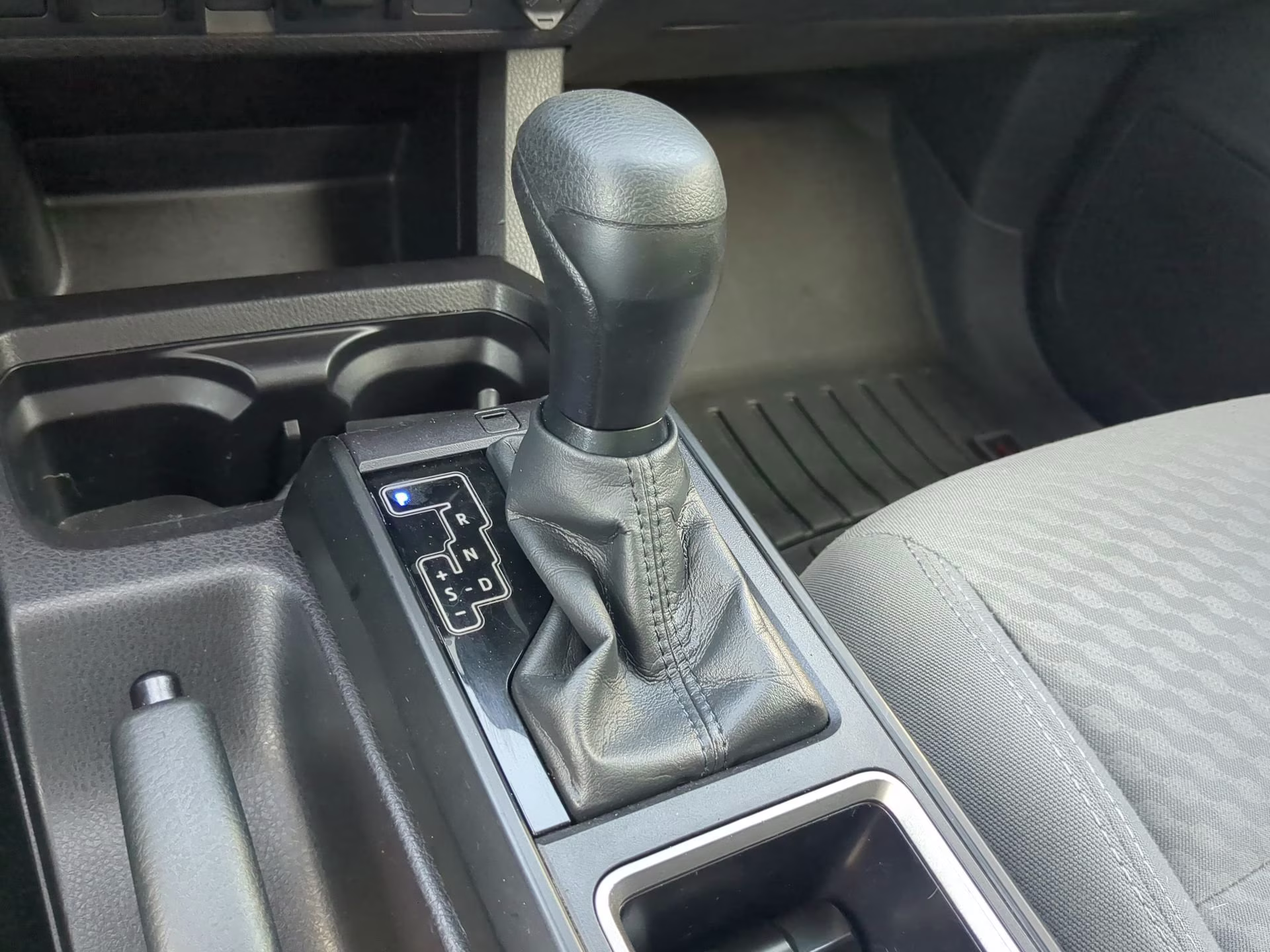 2022 Magnetic Gray Metallic Toyota Tacoma 2WD SR Crew Cab Pickup RWD Truck