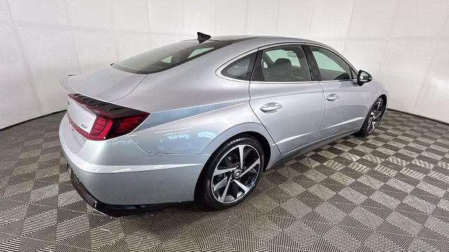 2023 Curated Silver Hyundai Sonata SEL Plus FWD Sedan