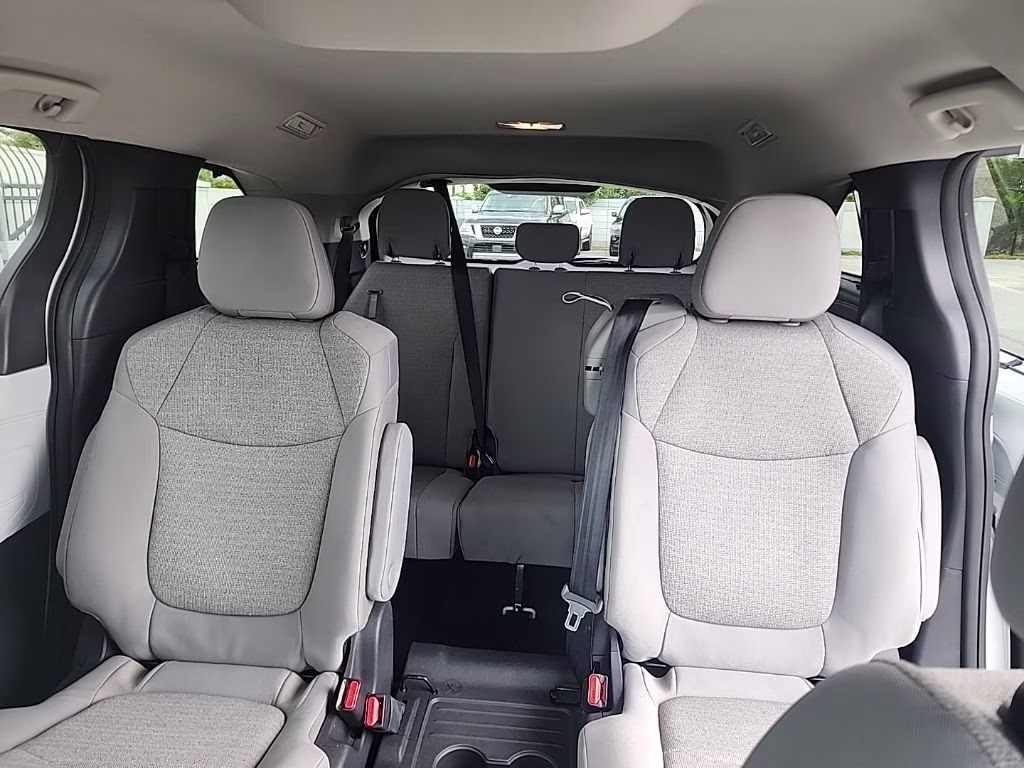 2026 white Toyota Sienna LE FWD Van