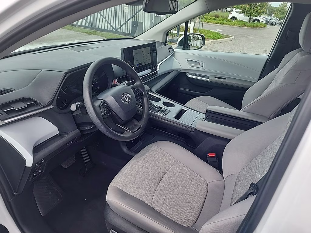 2026 white Toyota Sienna LE FWD Van