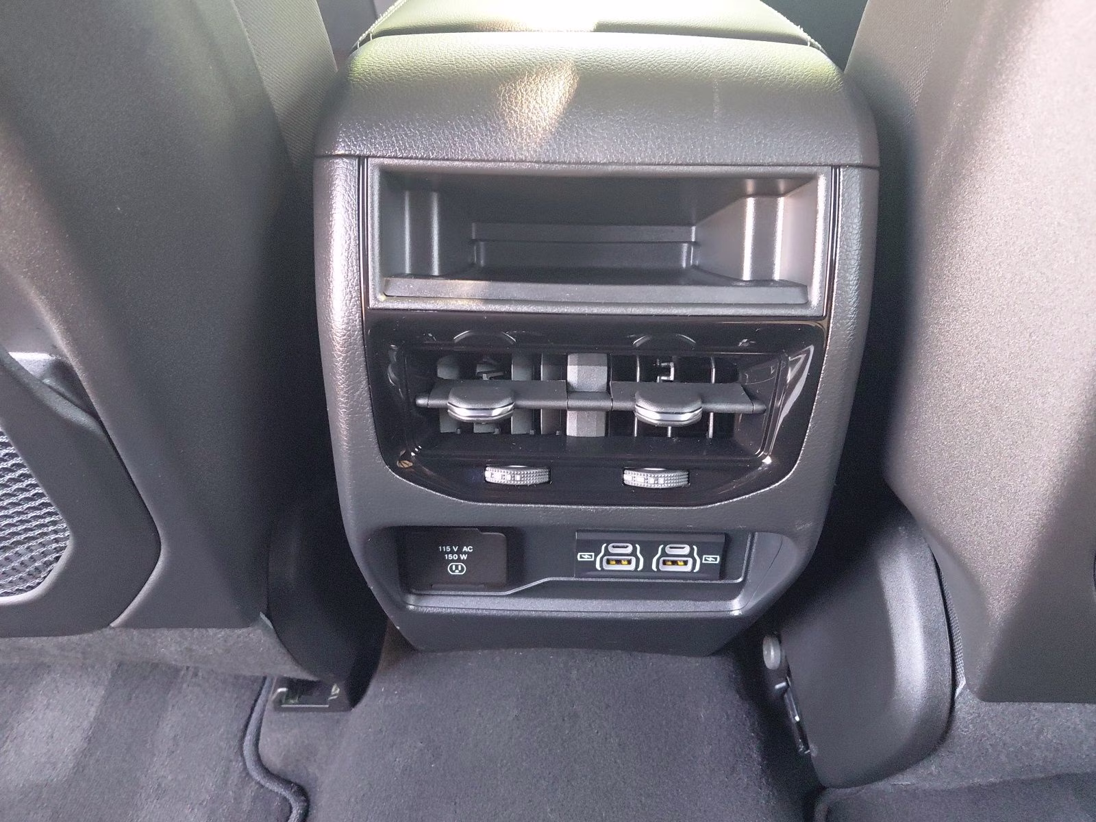 2025 Bright White Clearcoat Jeep Grand Cherokee Laredo X 4X4 SUV