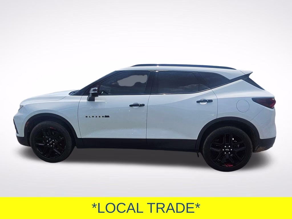 2022 Summit White Chevrolet Blazer LT FWD SUV