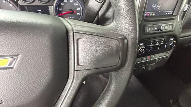 2019 Summit White Chevrolet Silverado 1500 Custom 4X4 Truck