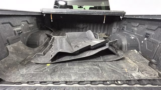 2019 Summit White Chevrolet Silverado 1500 Custom 4X4 Truck