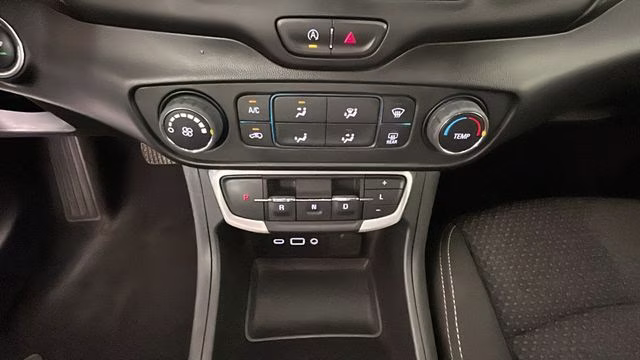 2022 Summit White GMC Terrain SLE AWD SUV