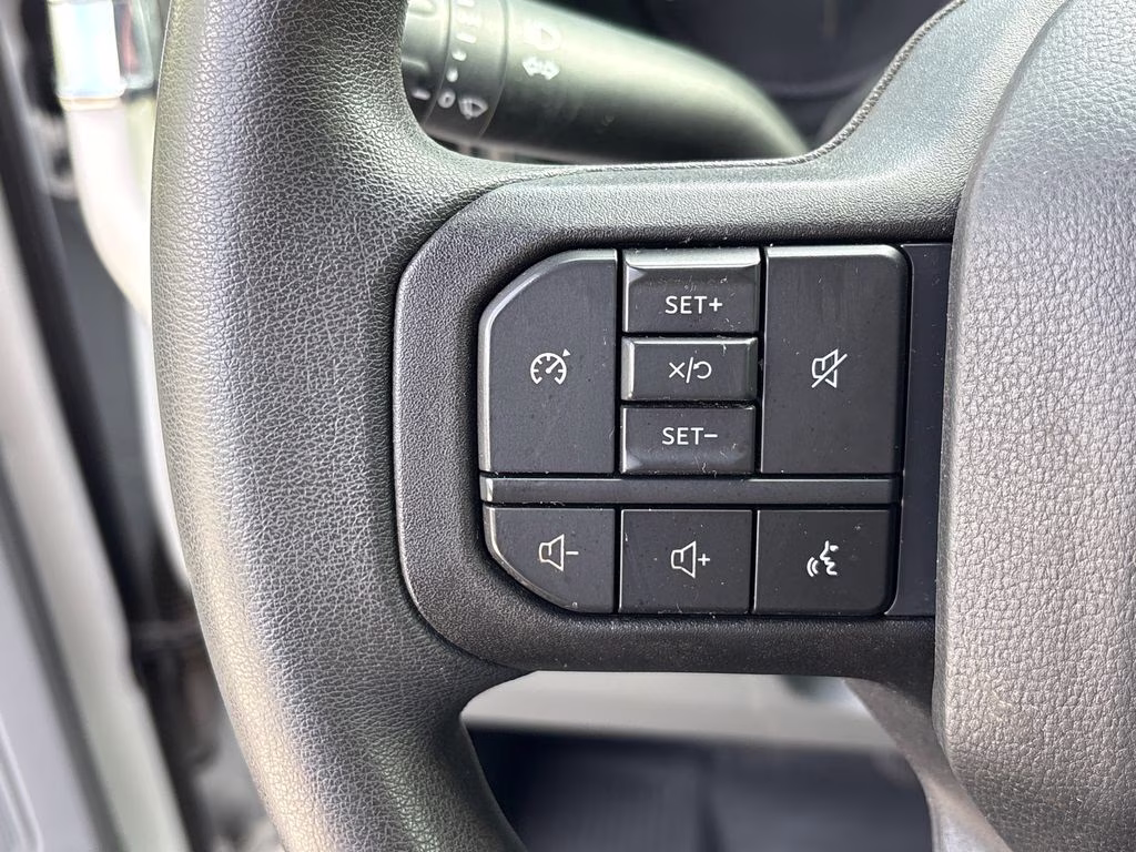 2023 Oxford White Ford Super Duty F-350 SRW XL 4X4 Truck