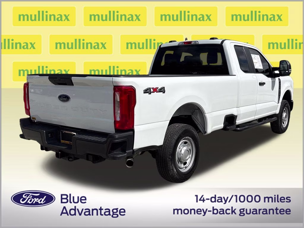 2023 Oxford White Ford Super Duty F-350 SRW XL 4X4 Truck