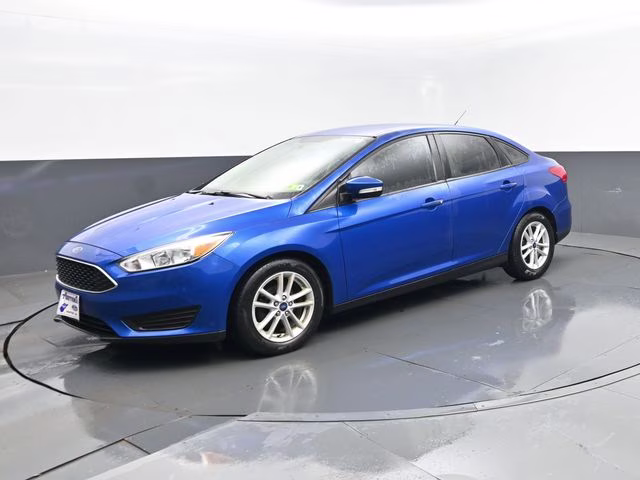 2018 Blue Ford Focus SE FWD Sedan