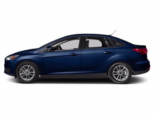 2018 Blue Ford Focus SE FWD Sedan