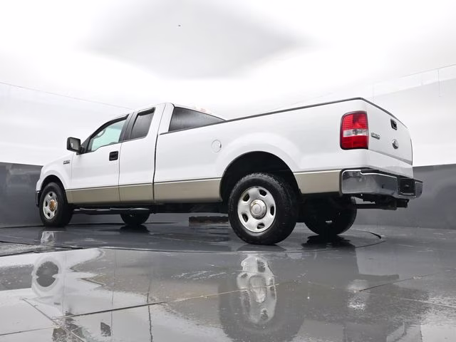 2007 White Ford F-150 XLT RWD Truck