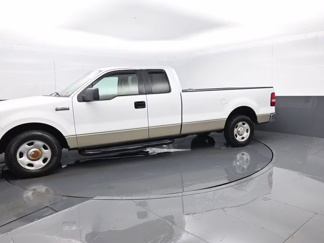 2007 White Ford F-150 XLT RWD Truck
