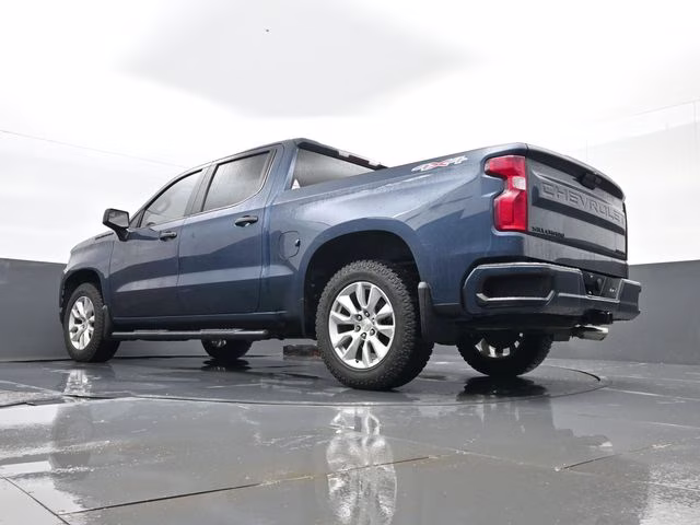 2019 Northsky Blue Metallic Chevrolet Silverado 1500 Custom 4X4 Truck