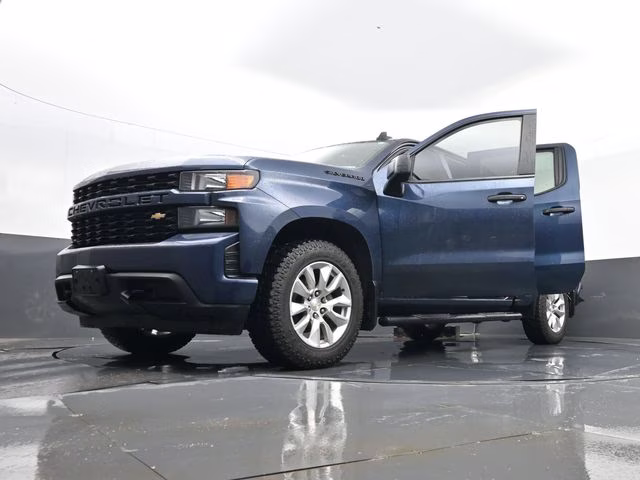 2019 Northsky Blue Metallic Chevrolet Silverado 1500 Custom 4X4 Truck