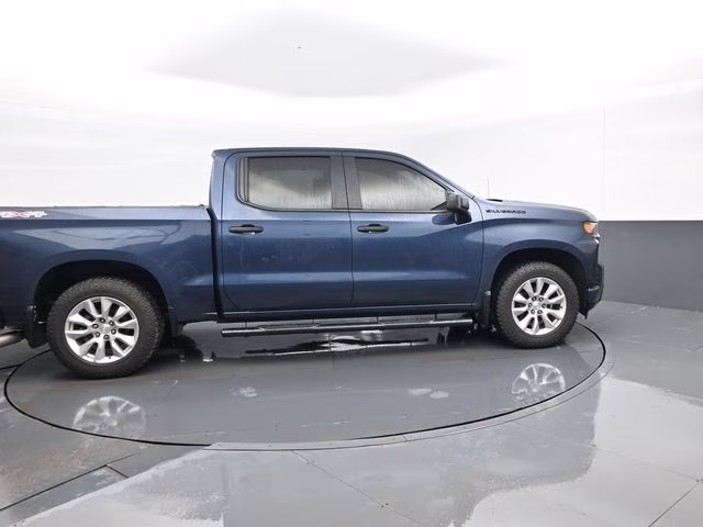 2019 Northsky Blue Metallic Chevrolet Silverado 1500 Custom 4X4 Truck