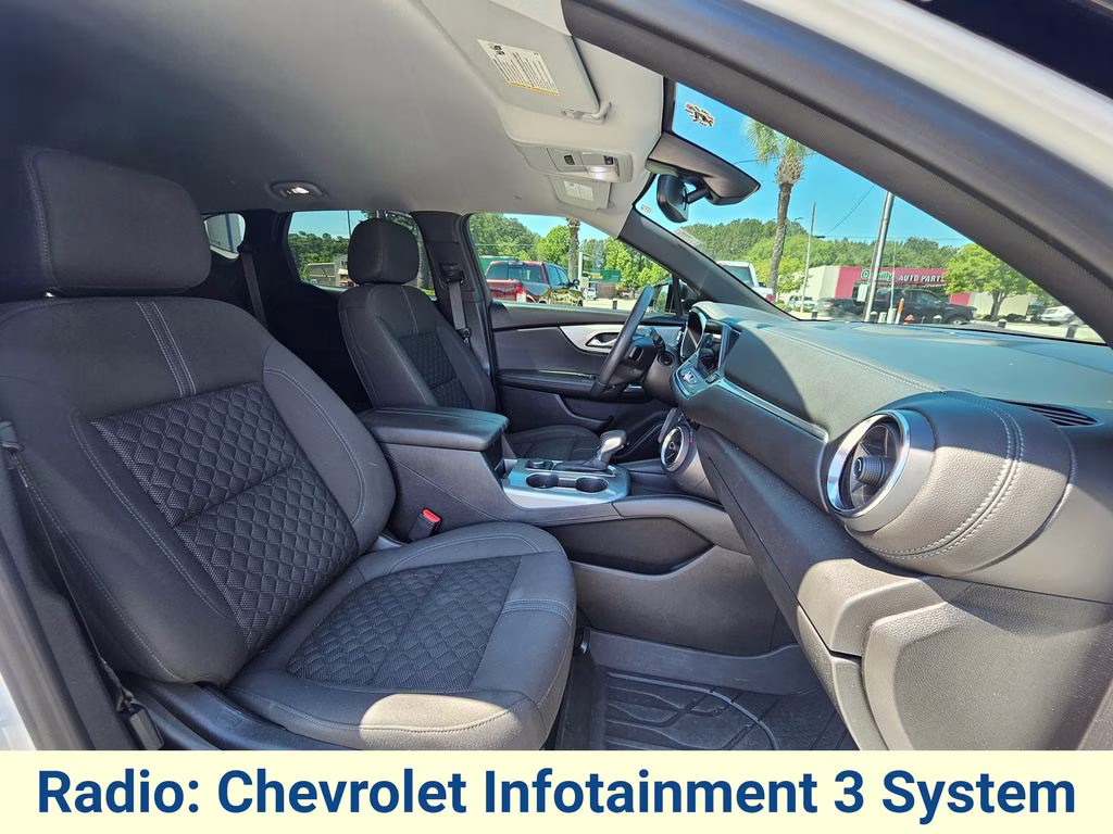 2022 Summit White Chevrolet Blazer LT FWD SUV