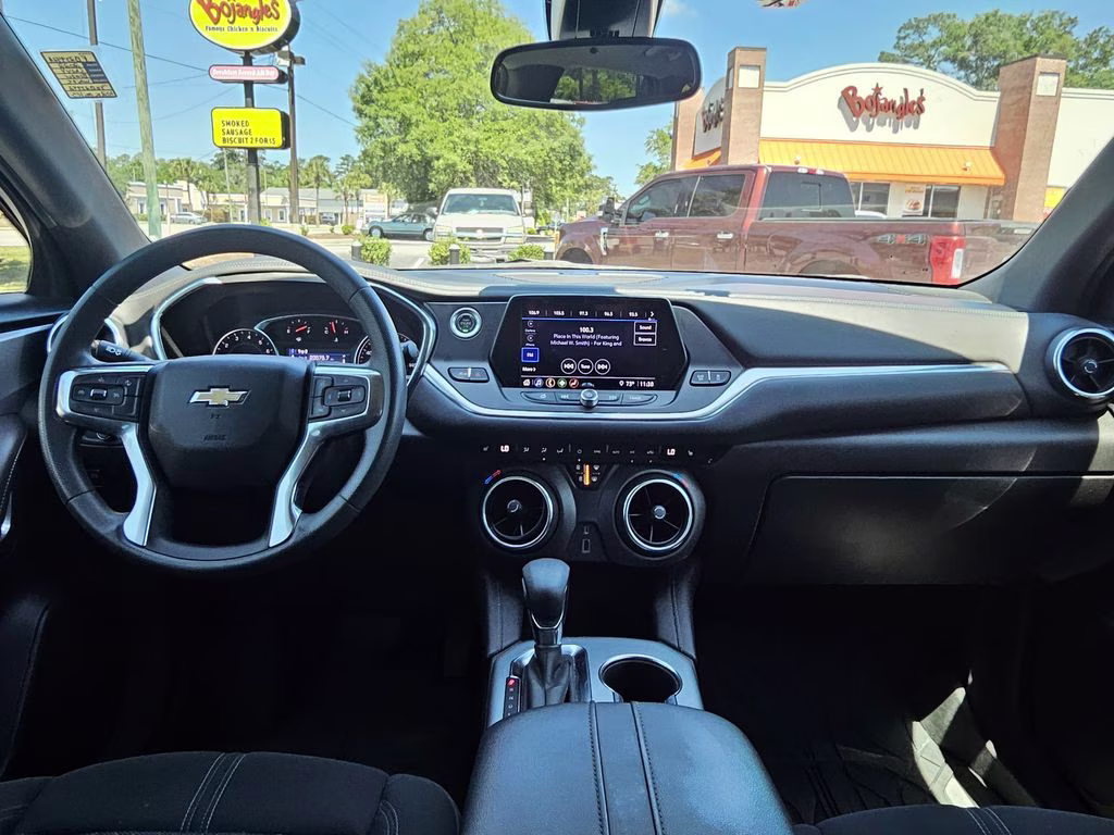 2022 Summit White Chevrolet Blazer LT FWD SUV