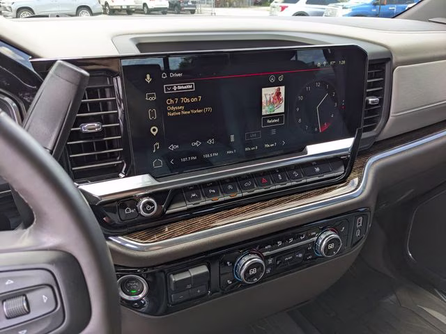2025 Summit White GMC Sierra 1500 SLE 4X4 Truck