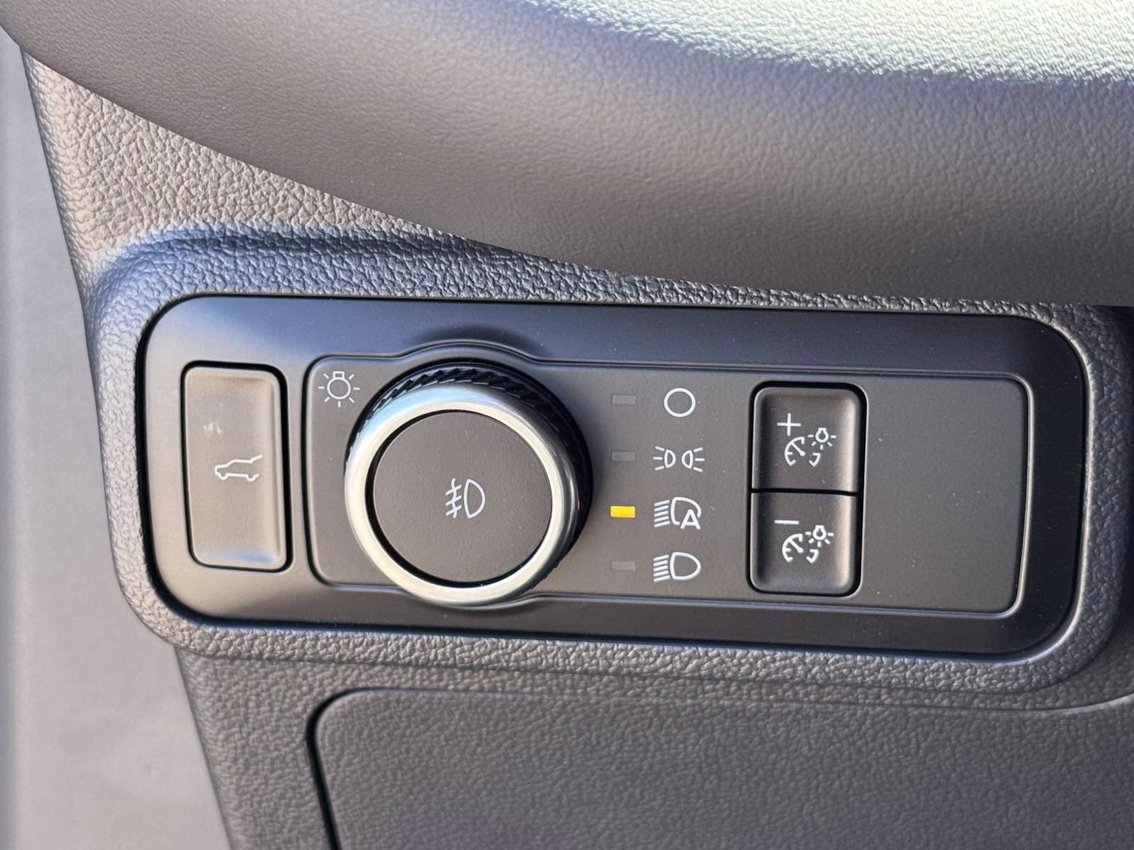 2026 Black Ford Explorer Tremor 4WD 4X4 SUV