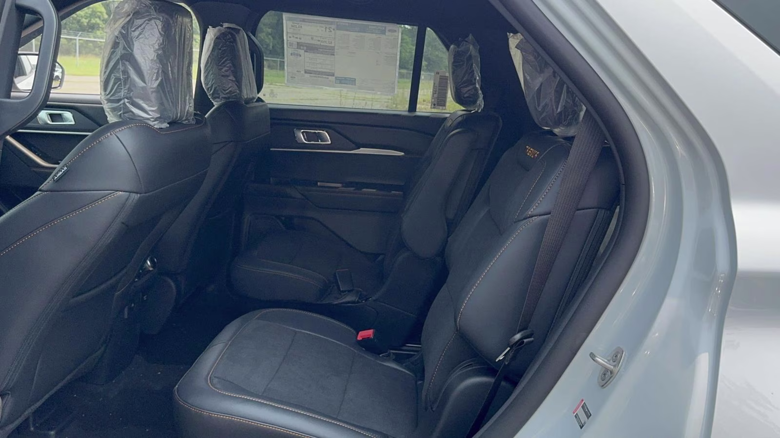 2026 White Ford Explorer Tremor 4X4 SUV
