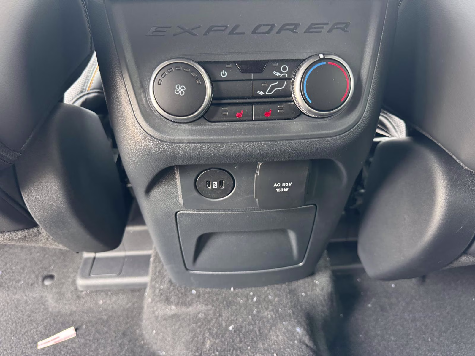 2026 White Ford Explorer Tremor 4X4 SUV