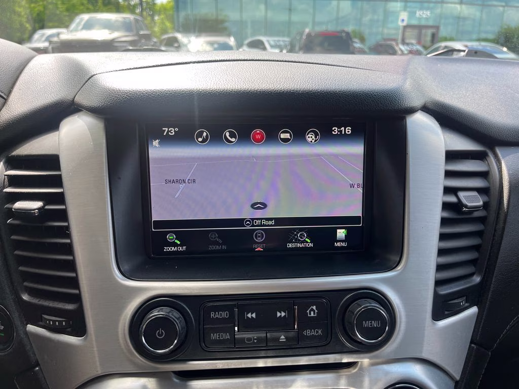 2016 Quicksilver Metallic GMC Yukon SLT RWD SUV