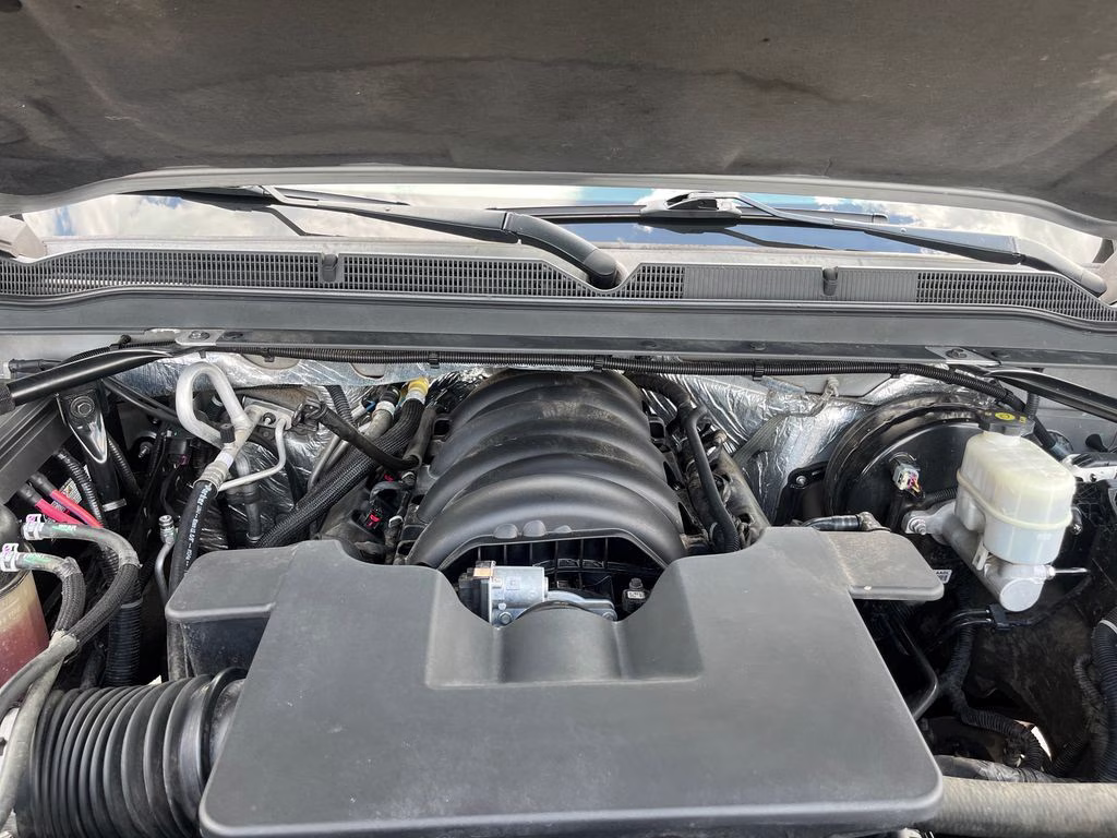2016 Quicksilver Metallic GMC Yukon SLT RWD SUV