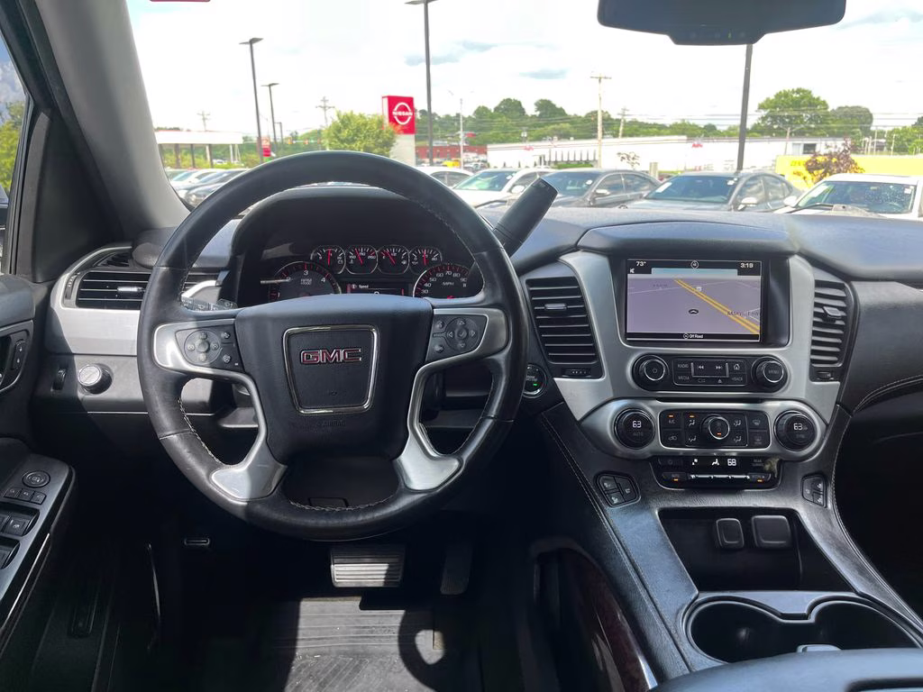 2016 Quicksilver Metallic GMC Yukon SLT RWD SUV