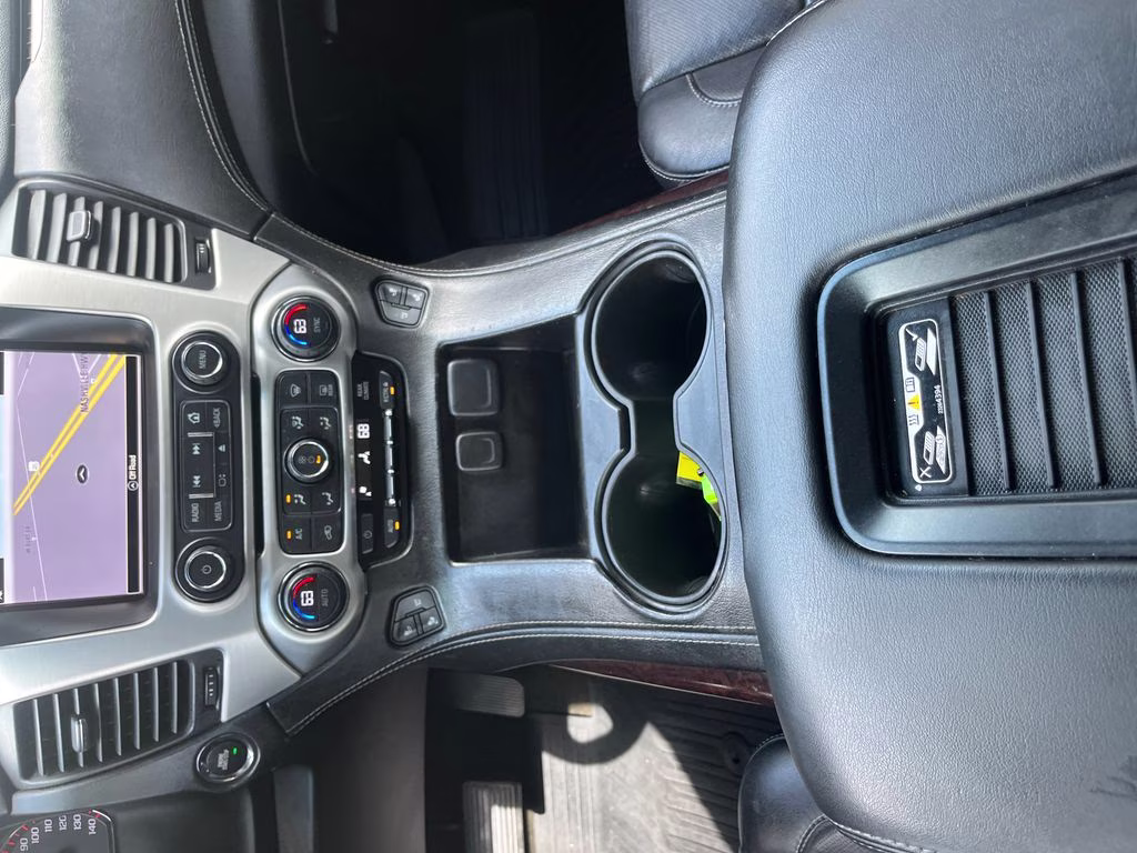 2016 Quicksilver Metallic GMC Yukon SLT RWD SUV