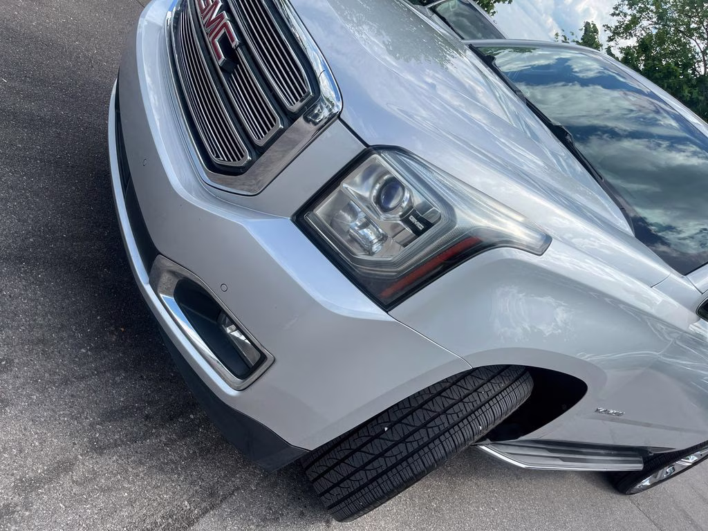 2016 Quicksilver Metallic GMC Yukon SLT RWD SUV
