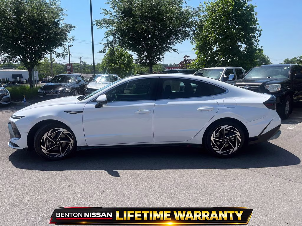 2024 Serenity White Hyundai Sonata SEL FWD Sedan