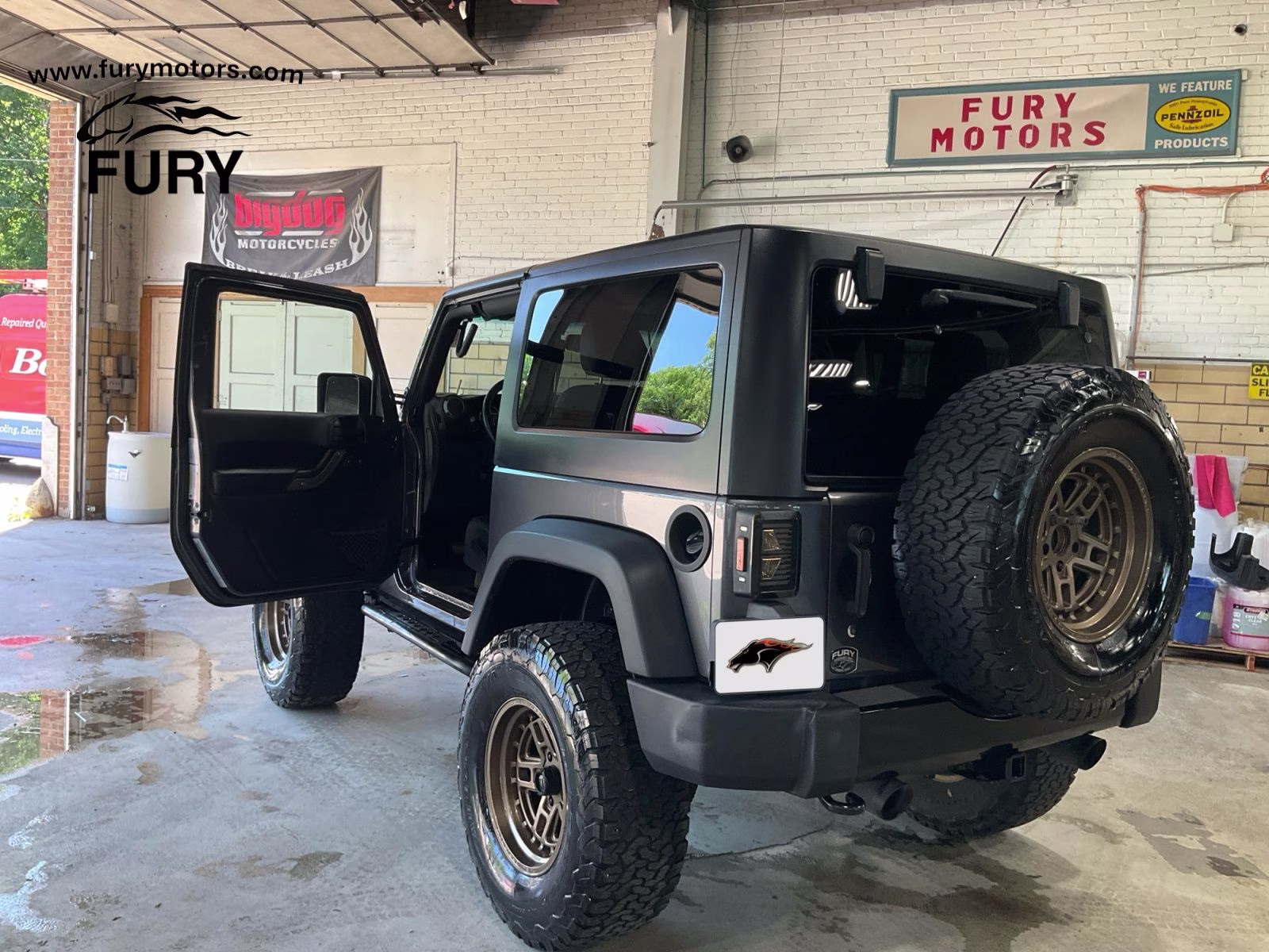 2016 Granite Crystal Metallic Clearcoat Jeep Wrangler Sport 4X4 SUV