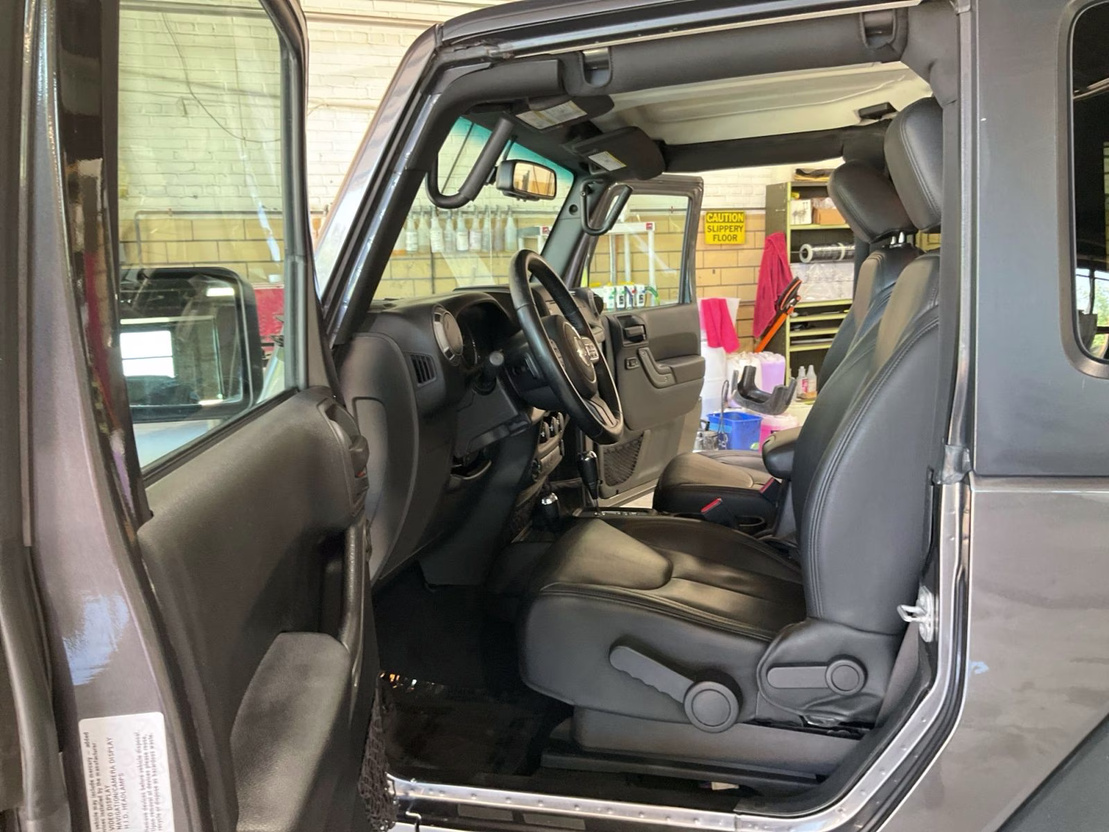 2016 Granite Crystal Metallic Clearcoat Jeep Wrangler Sport 4X4 SUV