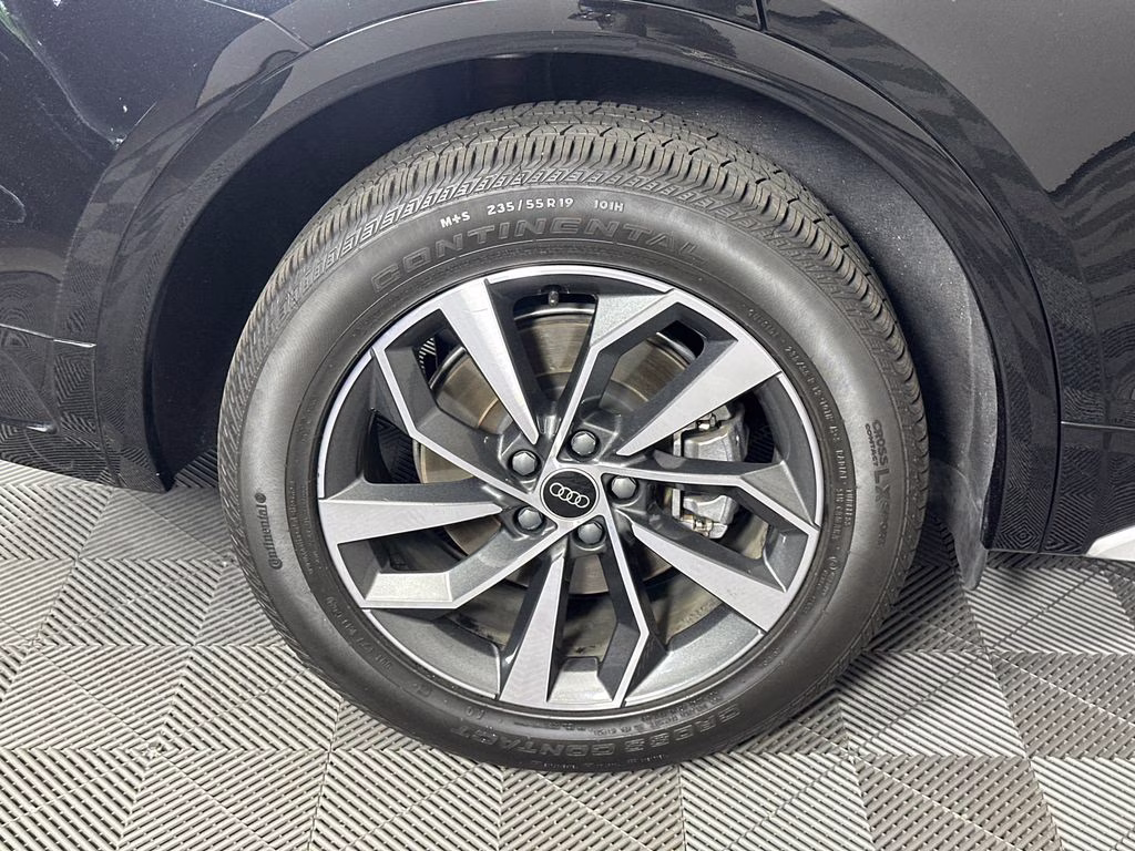 2024 Mythos Black Metallic Audi Q5 45 S line Premium AWD SUV