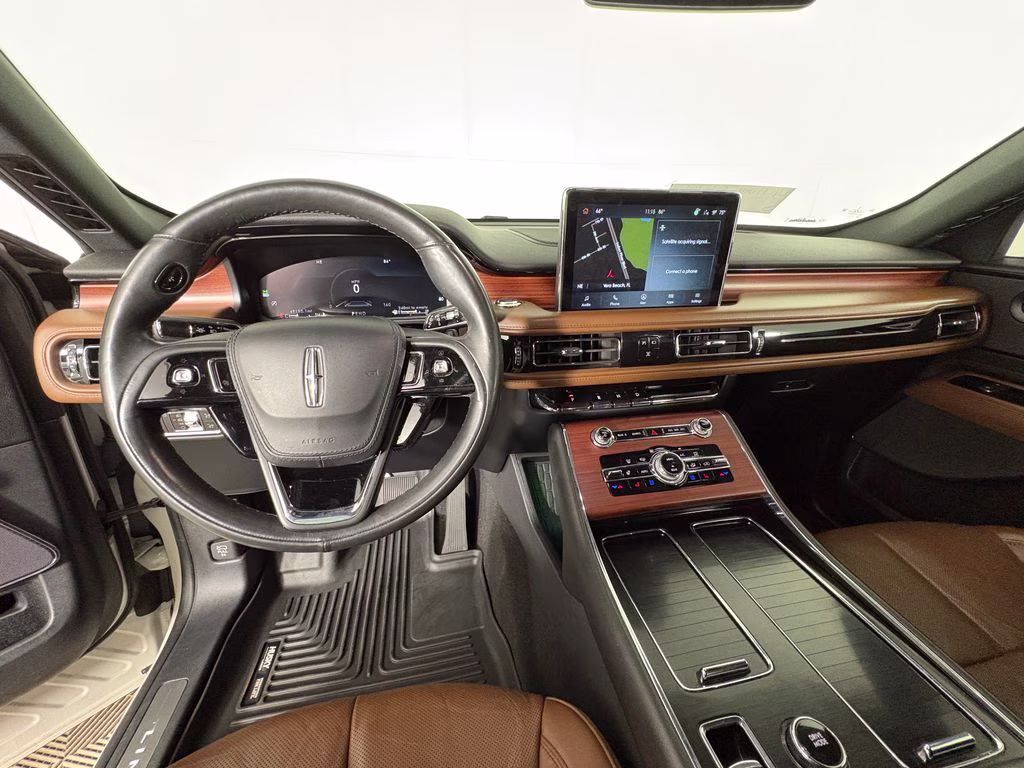 2021 Ceramic White Lincoln Aviator Reserve RWD SUV