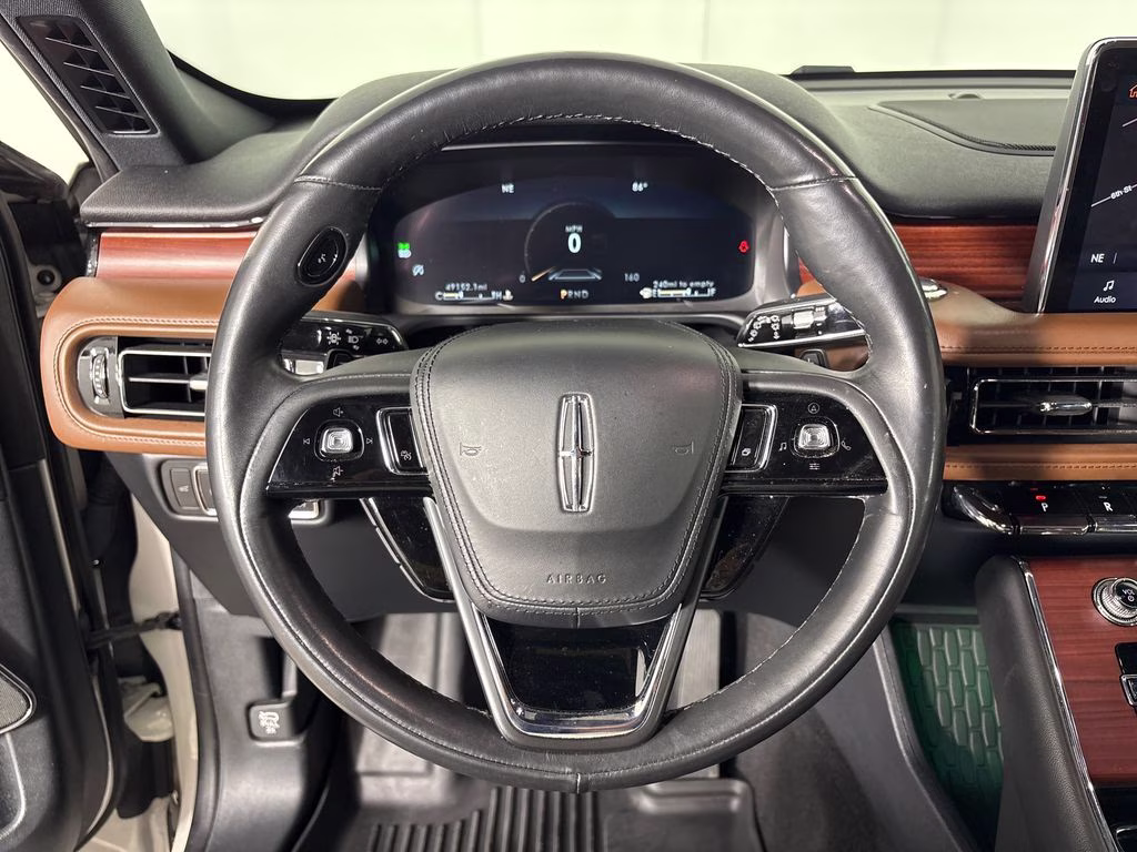 2021 Ceramic White Lincoln Aviator Reserve RWD SUV