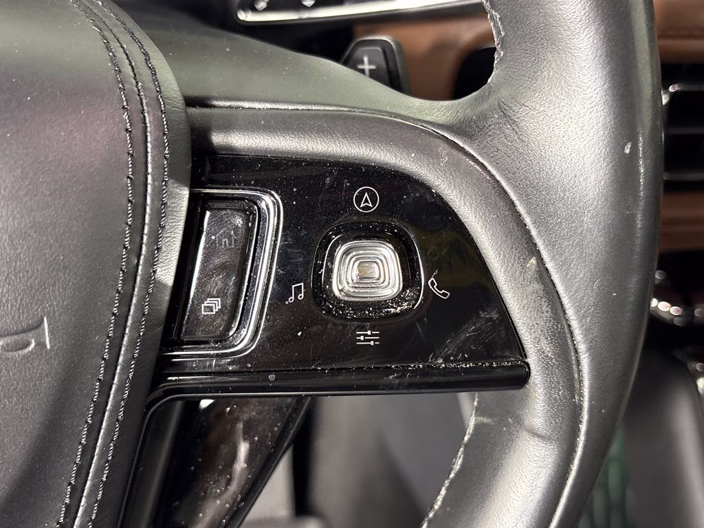 2021 Ceramic White Lincoln Aviator Reserve RWD SUV