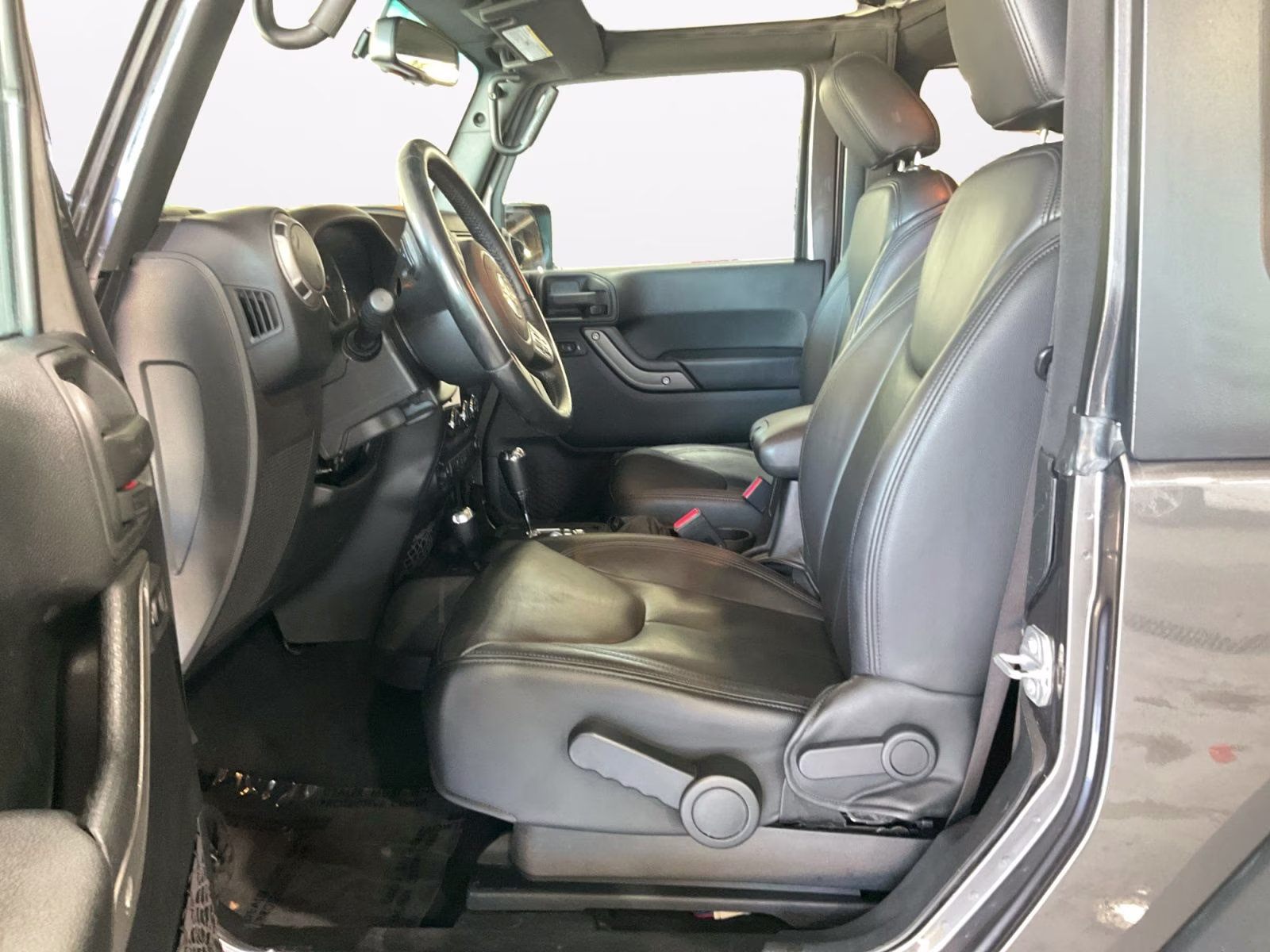 2016 Granite Crystal Metallic Clearcoat Jeep Wrangler Sport 4X4 SUV