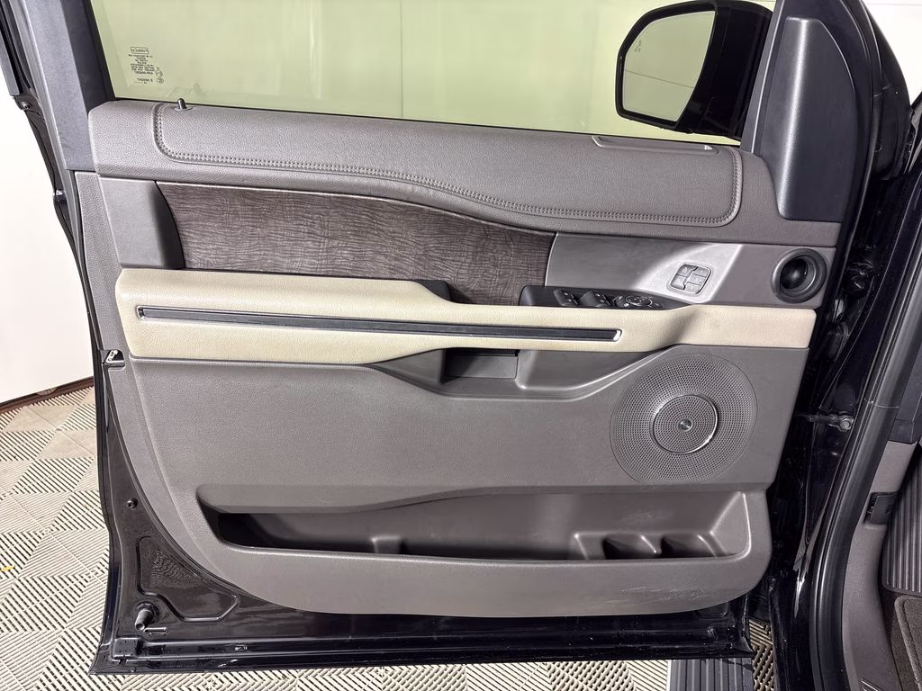 2019 Agate Black Metallic Ford Expedition Limited RWD SUV