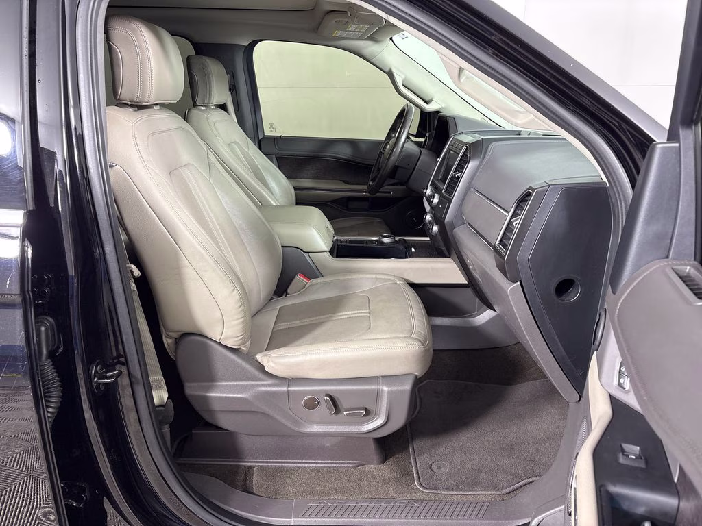 2019 Agate Black Metallic Ford Expedition Limited RWD SUV