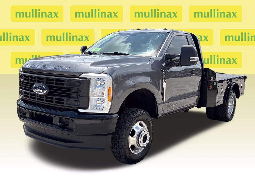 2023 Gray Metallic Ford Super Duty F-350 DRW XL 4X4 Truck
