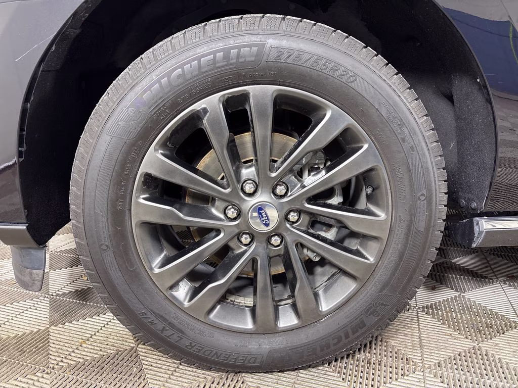 2019 Agate Black Metallic Ford Expedition Limited RWD SUV