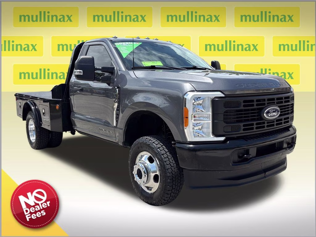 2023 Gray Metallic Ford Super Duty F-350 DRW XL 4X4 Truck