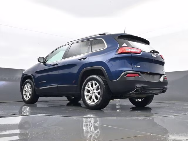 2018 Patriot Blue Pearlcoat Jeep Cherokee Latitude 4X4 SUV